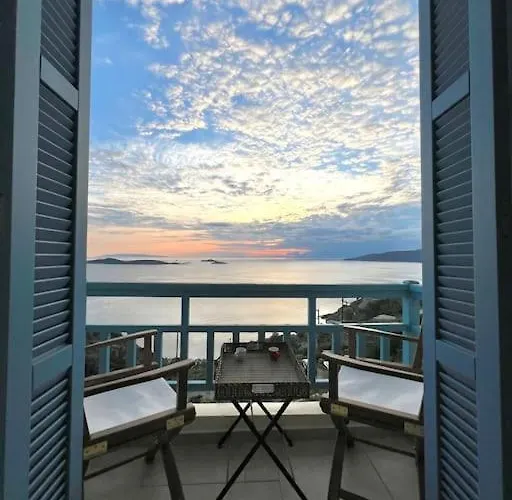 Sea & Sunset Balcony -island House By Hostandros * Батси